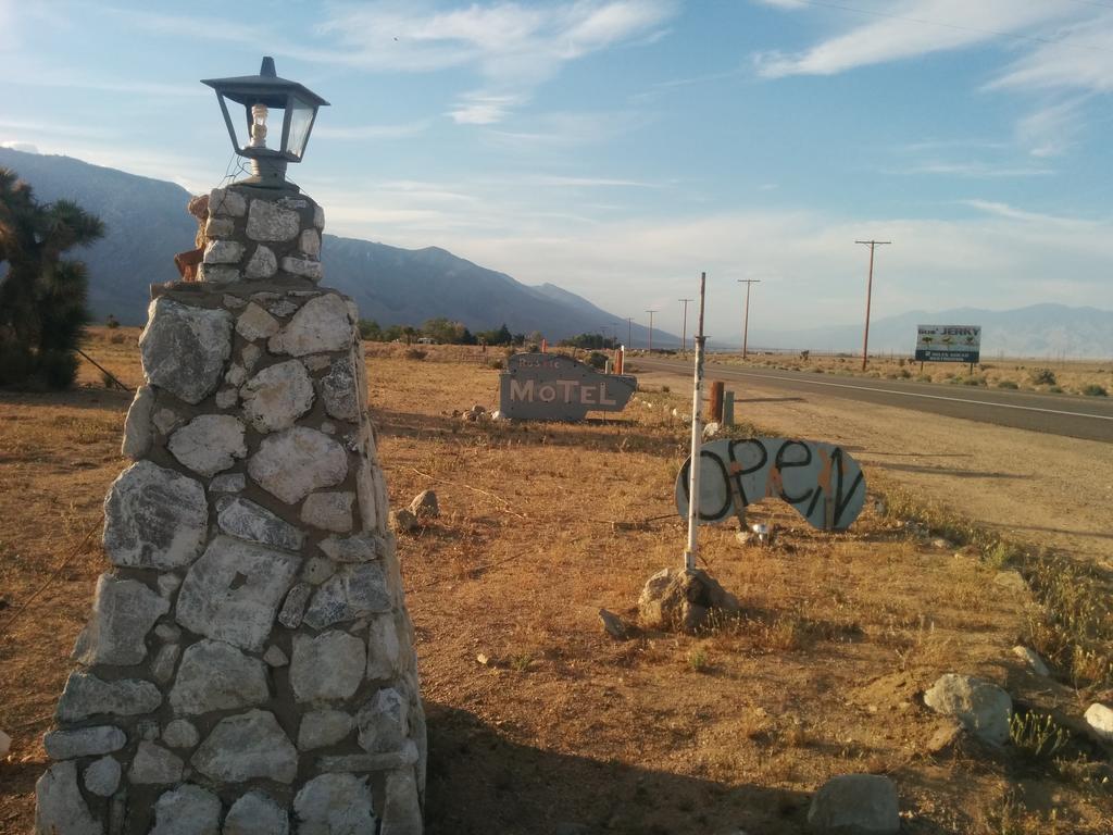 Rustic Oasis Motel Оланча Экстерьер фото