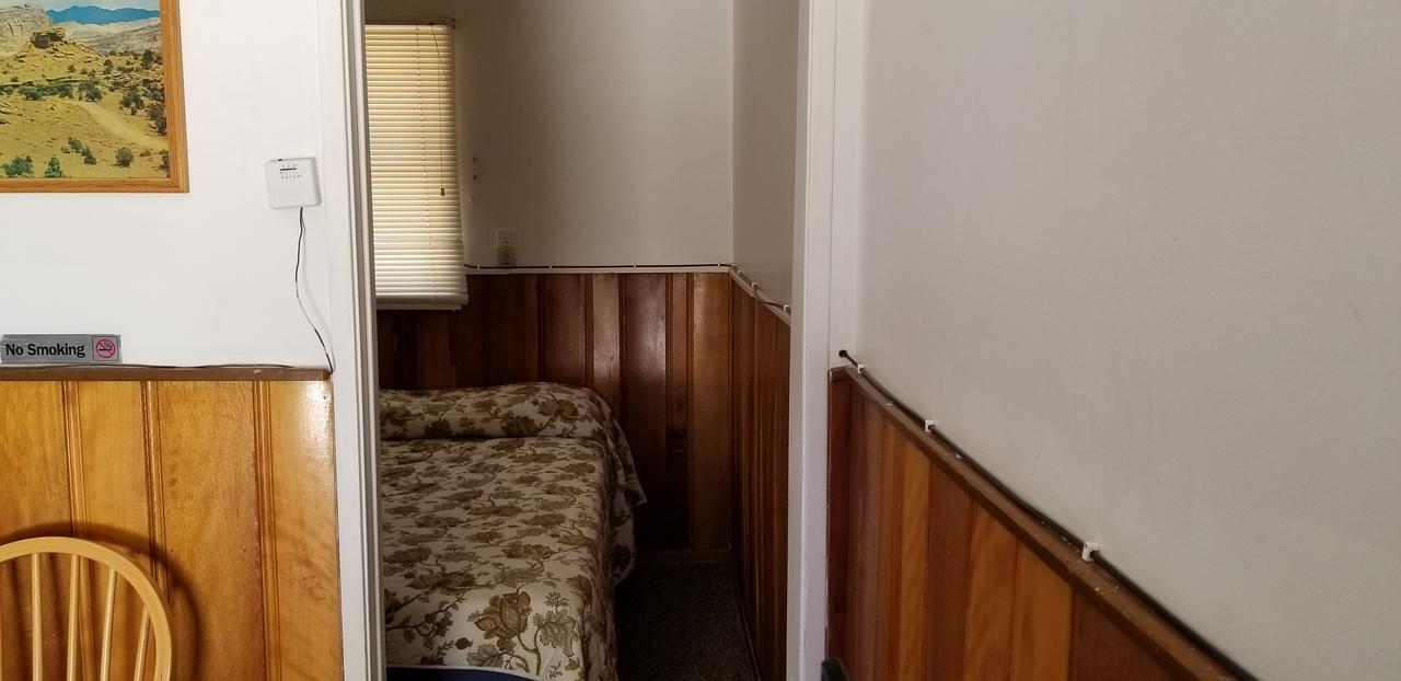 Rustic Oasis Motel Оланча Экстерьер фото